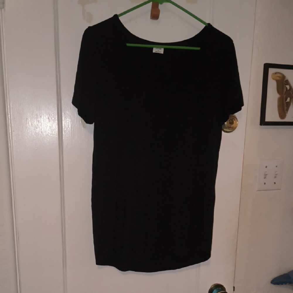 Wilfred | Elegant Black Short Sleeve Top